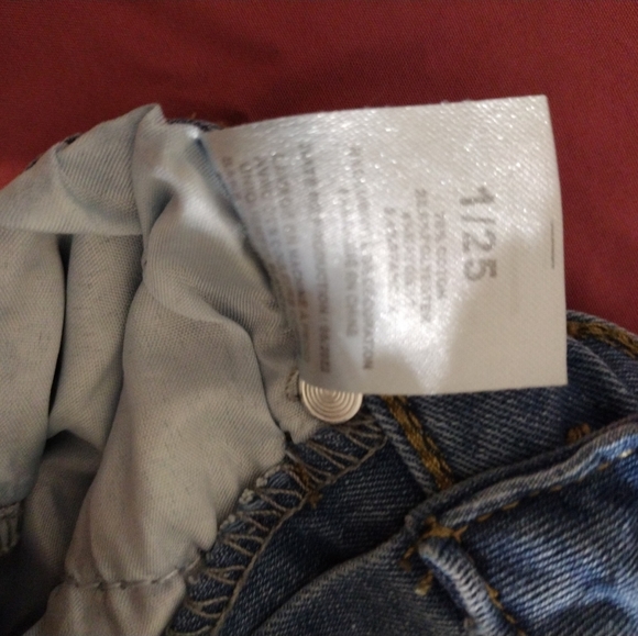 Celebrity Ace Exclusive Decorated Jeans 1/25 27.5"L - Picture 10 of 10